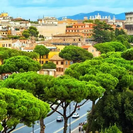 Cimarra Chiara - Ultra Luxurious Near Coliseum Rome