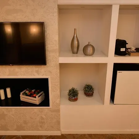 Cimarra Chiara - Ultra Luxurious Near Coliseum Holiday home